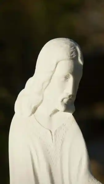 handgefertigten Christus Relief aus weißen Carrara Marmor