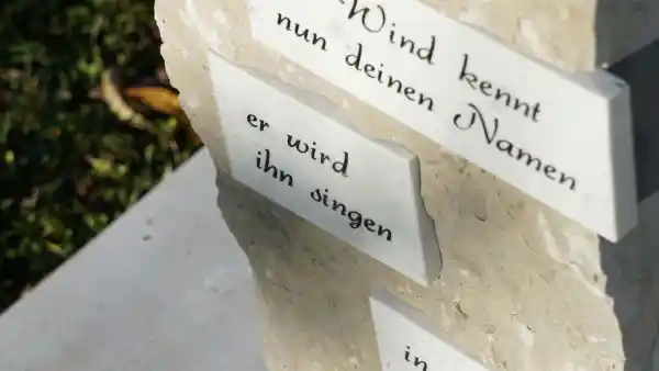 Spruch sandgestrahlt