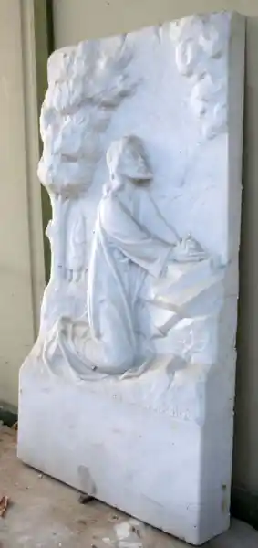  „Christus am Ölberg“ Relief aus Laaser Marmor