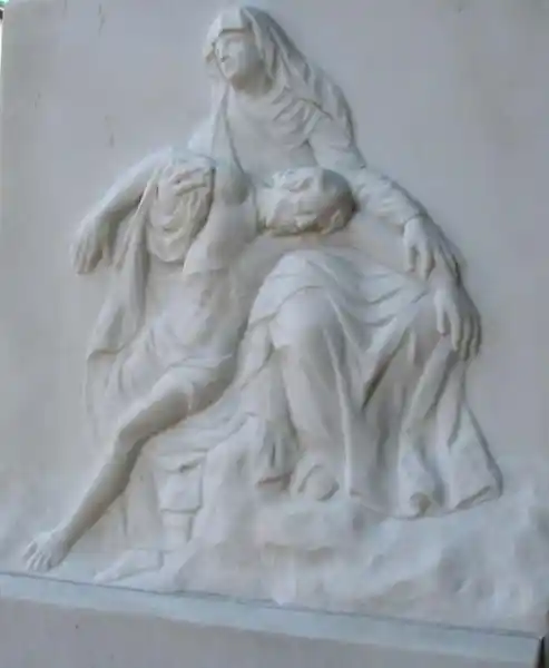 „Pietá“ Relief aus Laaser Marmor