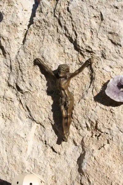 Christus aus Bronze